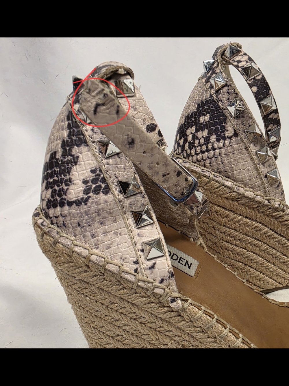 Steve Madden Mckenna Snakeskin Studded Espadrille Wedges Size 7M - Picture 9 of 9